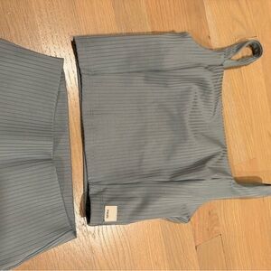 Vuori Light Gray Ribbed Activewear Set